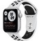 Умные часы Apple Watch Nike SE, 40 мм, алюминия серебристого цвета, спортивный ремешок Nike цвета «чистая платина/чёрный» MYYD2 - фото 12043